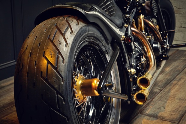 Harley-Softail-Rough-Crafts-3