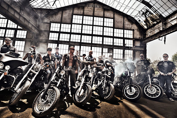 23 HELLS ANGEL NOMADS _RIZ9171 PLAYBOY