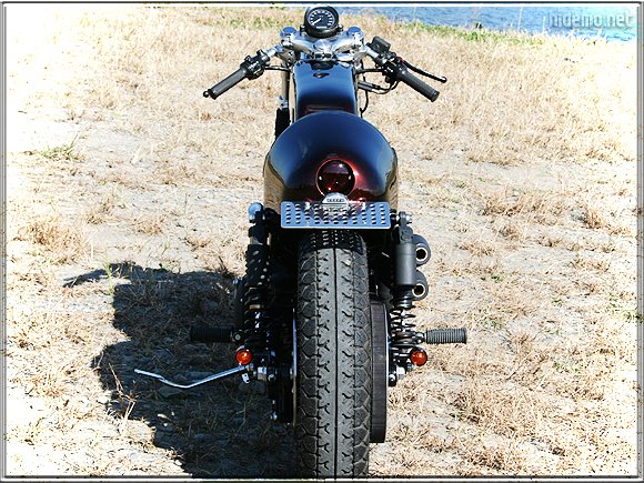 CafeRacer-1