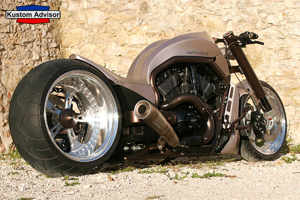 the-meanest-harley-v-rod-wolf 1